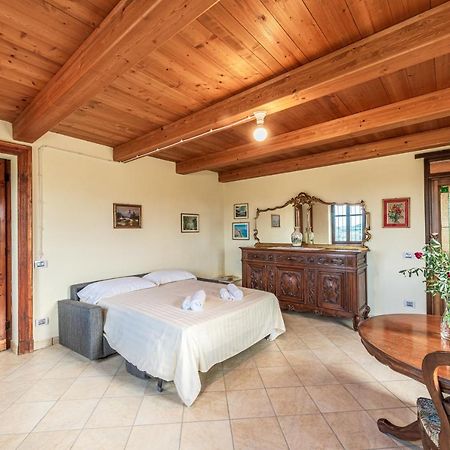 Villa Bricco Paglieri, Entire Villa Alba  Zewnętrze zdjęcie