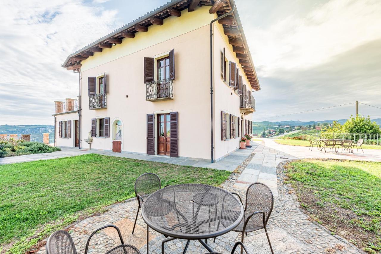 Villa Bricco Paglieri, Entire Villa Alba  Zewnętrze zdjęcie