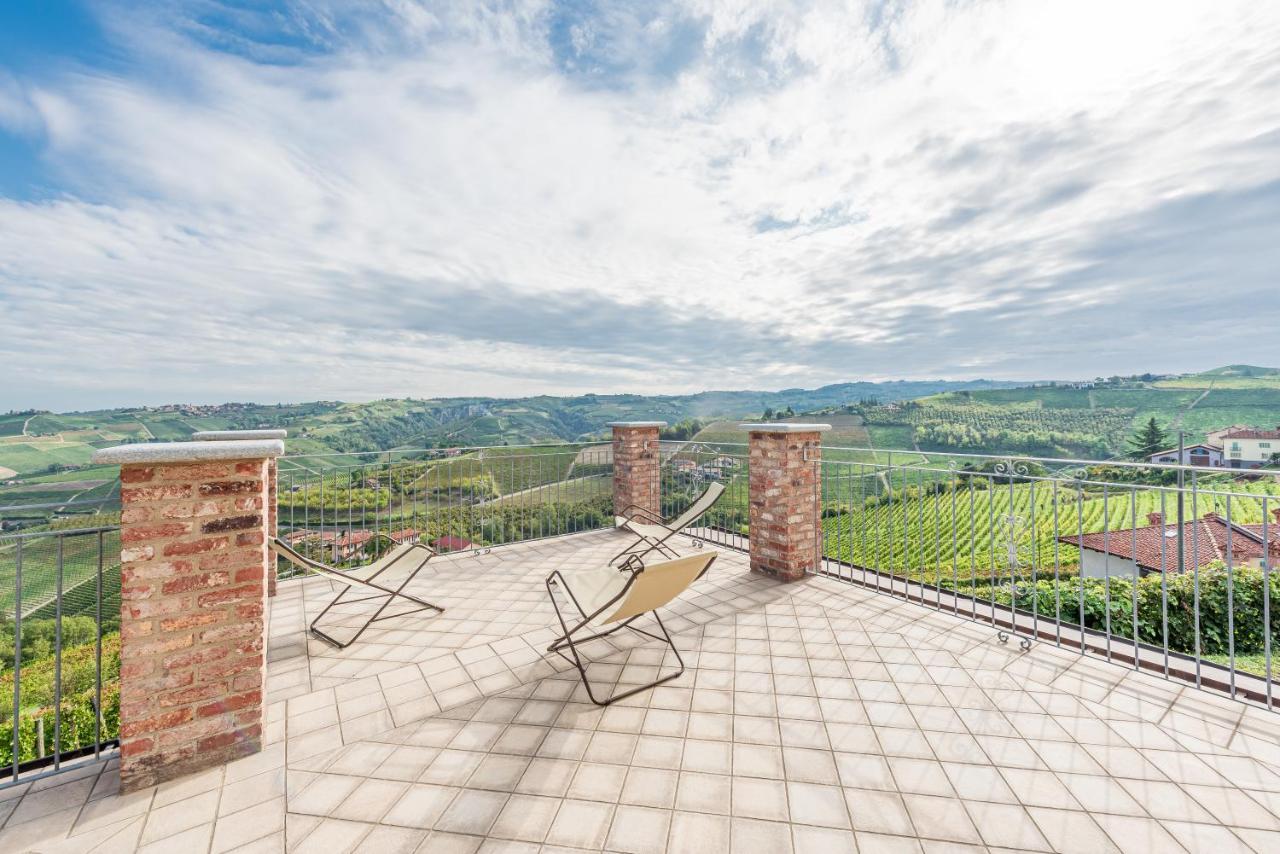 Villa Bricco Paglieri, Entire Villa Alba  Zewnętrze zdjęcie