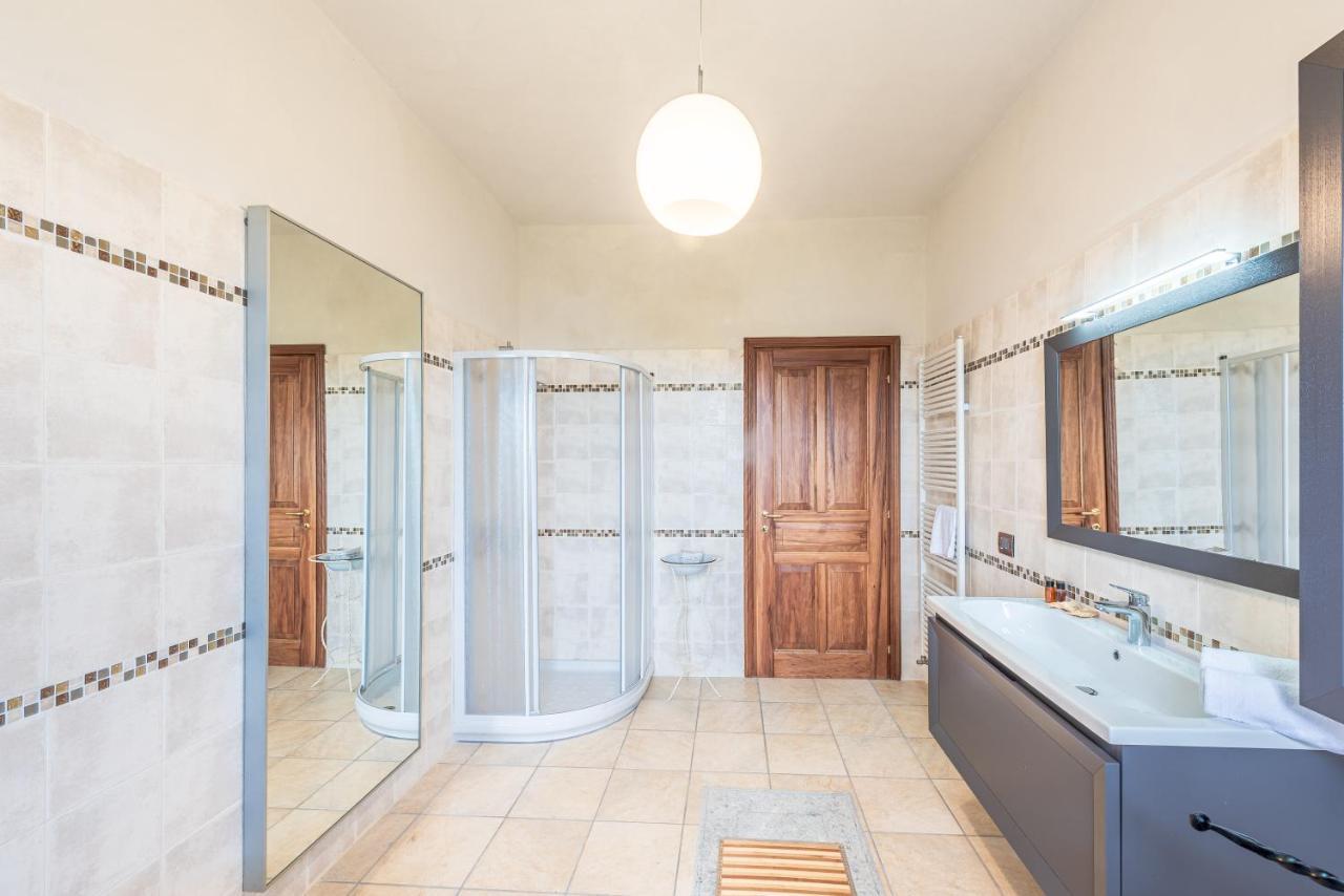 Villa Bricco Paglieri, Entire Villa Alba  Zewnętrze zdjęcie