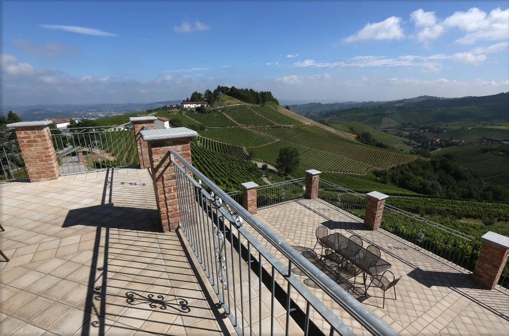 Villa Bricco Paglieri, Entire Villa Alba  Zewnętrze zdjęcie